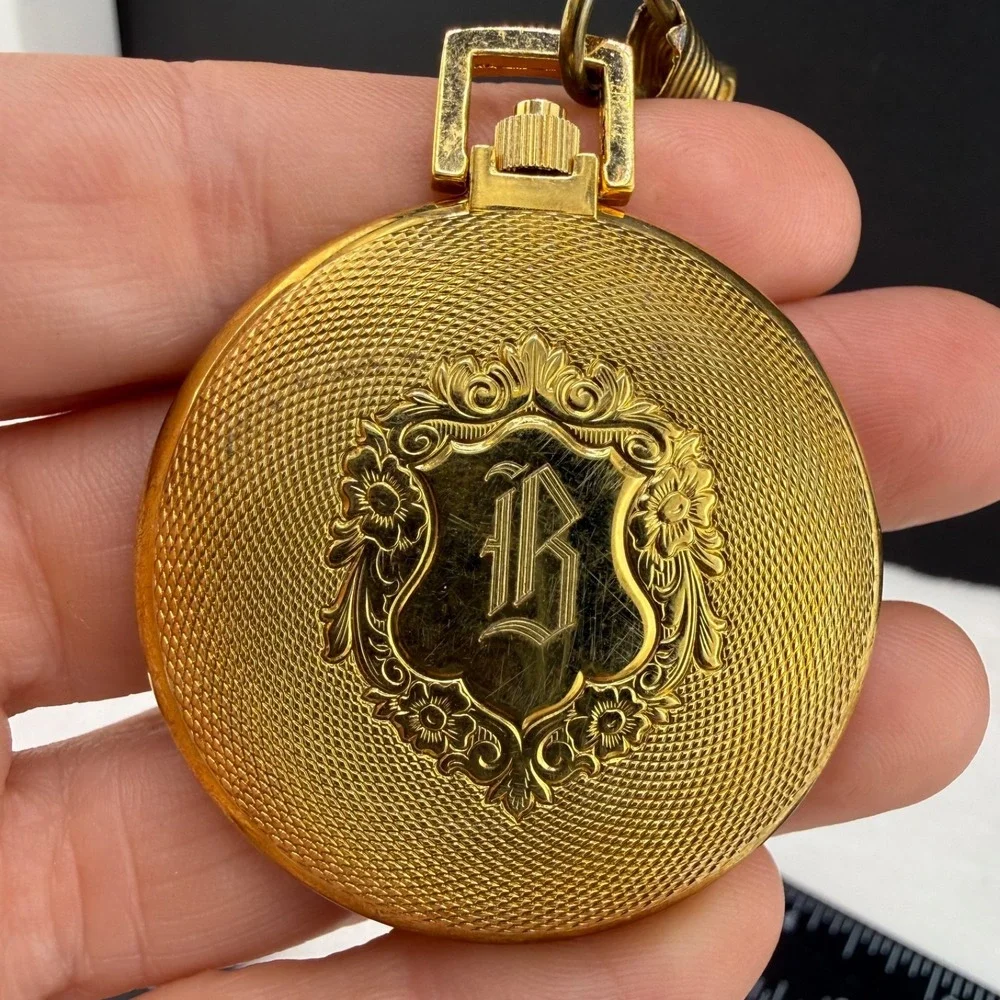 Vintage Engraved Pocket Watch Gold Tone 13